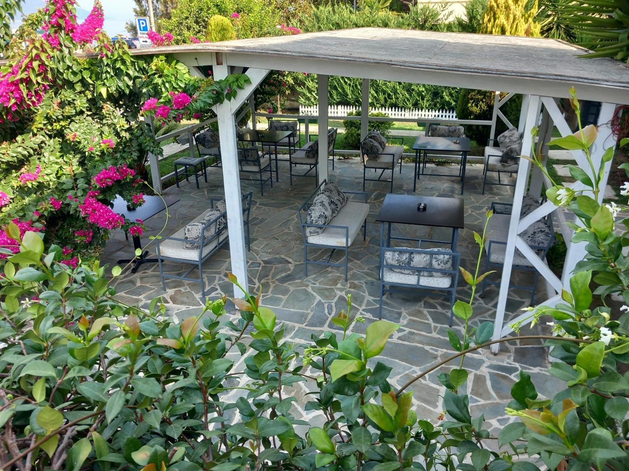 Nili Hotel วญอเรอ ภายนอก รูปภาพ